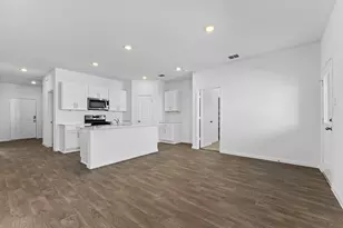 211 Las Lomas Dr, San Marcos, TX 78666 - Photo 14