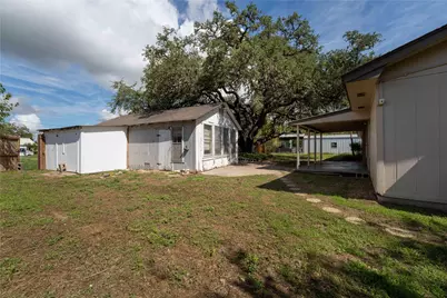 1070 N Franklin Street, La Grange, TX 78945 - Photo 18
