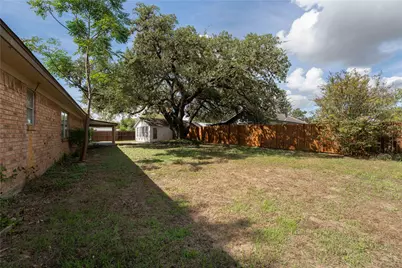 1070 N Franklin Street, La Grange, TX 78945 - Photo 20