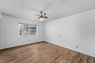 1070 N Franklin St, La Grange, TX 78945 - Photo 12
