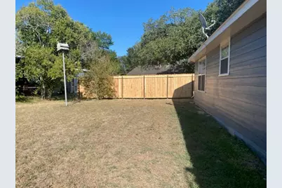 1070 N Franklin Street, La Grange, TX 78945 - Photo 28