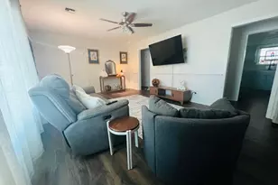 355 N Monroe St, La Grange, TX 78945 - Photo 4