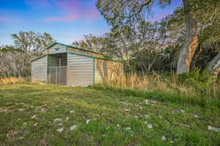250 Hidden Oaks Rd, Wimberley, TX 78676 - Photo 32