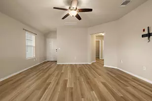 12105 Jamie Dr, Manor, TX 78653 - Photo 10