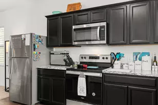 19415 Caymus Dr, Pflugerville, TX 78660 - Photo 10