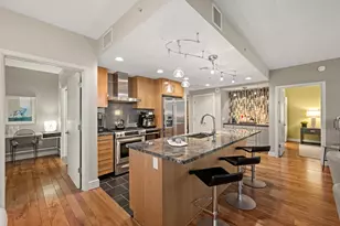 300 Bowie St, Austin, TX 78703 - Photo 8