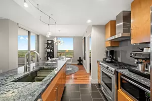 300 Bowie St, Austin, TX 78703 - Photo 2