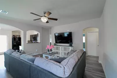 1041 Dumfries Drive, Seguin, TX 78155 - Photo 2