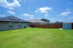 1041 DUMFRIES Dr, Seguin, TX 78155 - Photo 26