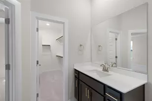 312 W Faulkner St, Liberty Hill, TX 78642 - Photo 14