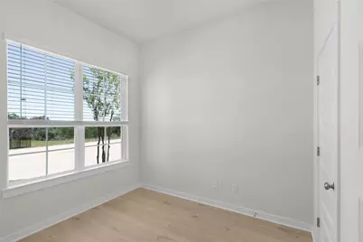 312 West Faulkner Street, Liberty Hill, TX 78642 - Photo 4