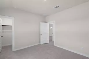 312 W Faulkner St, Liberty Hill, TX 78642 - Photo 30