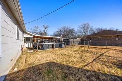 200 College Avenue, Florence, TX 76527 - Photo 22