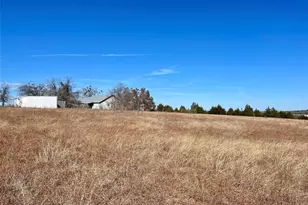 333 Spring Valley St, Hutto, TX 78634 - Photo 16