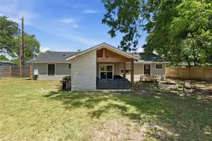 6703 Duquesne Dr, Austin, TX 78723 - Photo 36