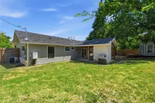6703 Duquesne Dr, Austin, TX 78723 - Photo 38