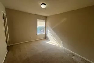 221 Gainer Dr, Hutto, TX 78634 - Photo 18