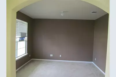 221 Gainer Drive, Hutto, TX 78634 - Photo 4