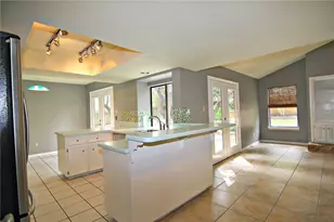 6601 Colina Ln, Austin, TX 78759 - Photo 10