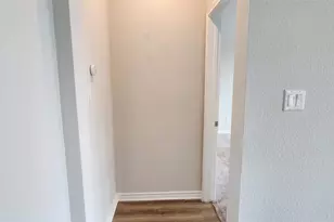 425 Mira Mesa Dr, Liberty Hill, TX 78642 - Photo 12