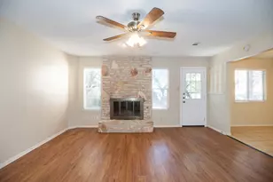 4203 Balboa Ln, Austin, TX 78727 - Photo 4