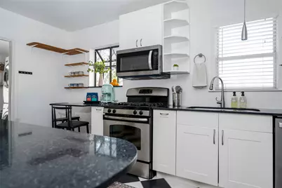 5204 Avenue G, Austin, TX 78751 - Photo 10