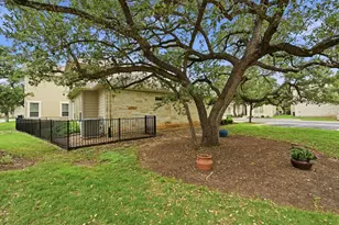 12404 Reserve Creek Dr, Austin, TX 78748 - Photo 24
