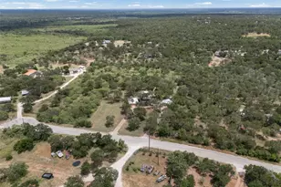 153 Saldana Dr, Cedar Creek, TX 78612 - Photo 24