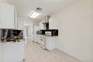 13100 Billiem Dr, Austin, TX 78727 - Photo 10