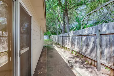 13100 Billiem Drive, Austin, TX 78727 - Photo 24