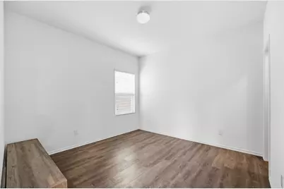 470 Major Lee Lane #20H, Jarrell, TX 76537 - Photo 14