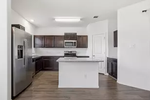 470 Major Lee Ln, Jarrell, TX 76537 - Photo 10