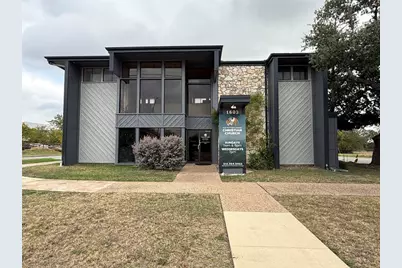 1603 Northwest Boulevard, Georgetown, TX 78628 - Photo 1