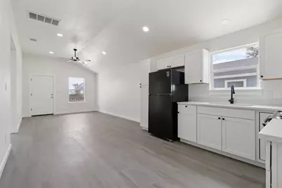 1087 Schubert Lane #D, Kyle, TX 78640 - Photo 8