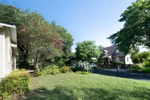 2107 Rabb Glen St, Austin, TX 78704 - Photo 10