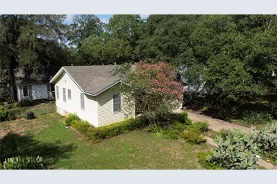 2107 Rabb Glen Street, Austin, TX 78704 - Photo 2
