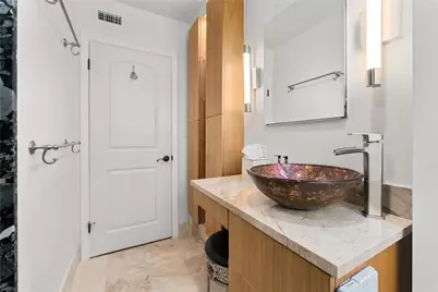 2301 Del Curto Road, Austin, TX 78704 - Photo 20