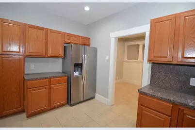 7602 Blessing Avenue, Austin, TX 78752 - Photo 14