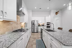 351 Firework Ln, Giddings, TX 78942 - Photo 6