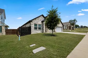 351 Firework Ln, Giddings, TX 78942 - Photo 26