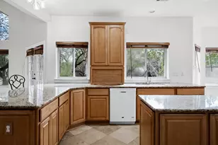 200 Vista West Ranch Rd, Dripping Springs, TX 78620 - Photo 10