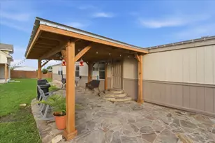 112 Storm Ct, Kyle, TX 78640 - Photo 6