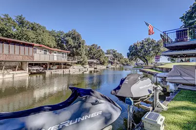 1104 Hill Circle West Drive, Marble Falls, TX 78654 - Photo 6