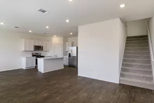 141 Orange Flame Blvd, Uhland, TX 78640 - Photo 6