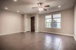 13800 Lyndhurst St, Austin, TX 78717 - Photo 4