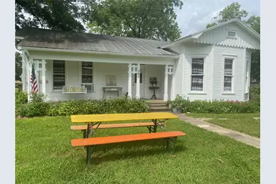 395 Centennial Street, Carmine, TX 78932 - Photo 2