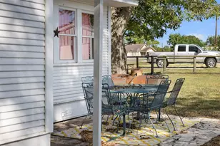 395 Centennial St, Carmine, TX 78932 - Photo 24