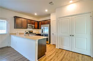 14305 Sandrock Bnd, Pflugerville, TX 78660 - Photo 4