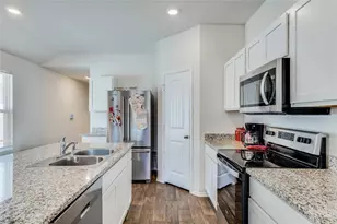 17409 Ginning Ct, Elgin, TX 78621 - Photo 6