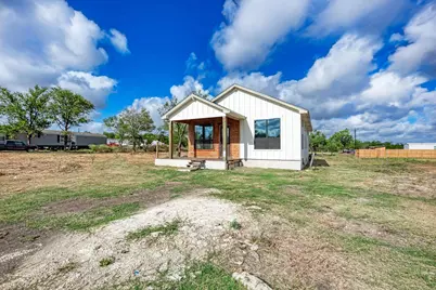 122 Los Fresnos Drive, Dale, TX 78616 - Photo 1